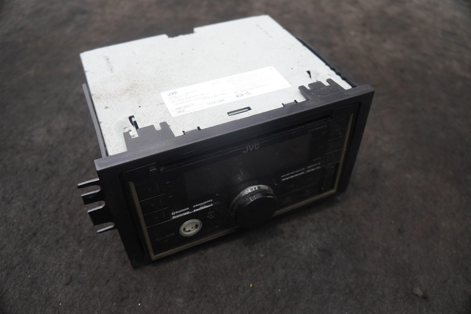 AM FM Radio Receiver CD Player Bluetooth Sirius XM Satellite USB JVC KW-R930BTS
