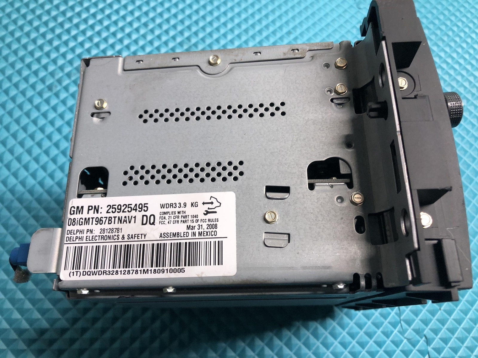 07-12 BUICK ENCLAVE RADIO NAVIGATIONCD PLAYER 25925495 May Need Programming