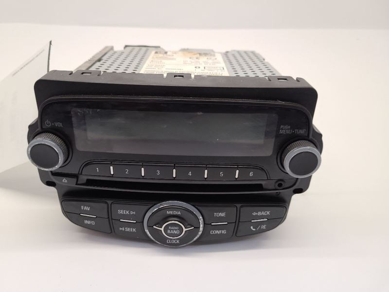 2014 14 CHEVROLET SONIC Audio Equipment Radio AM FM CD MP3 USB WiFi Opt UH7