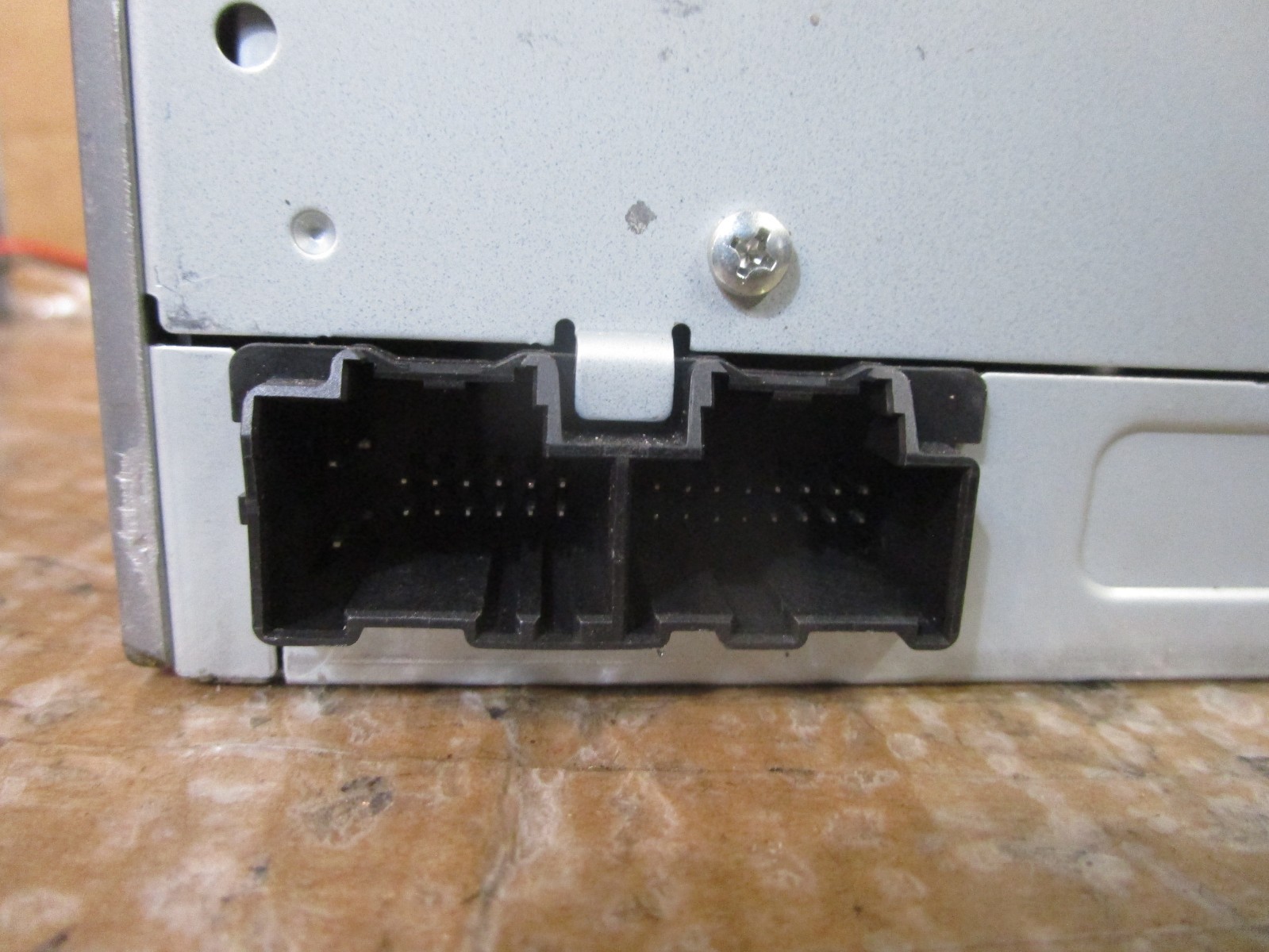 08 2008 Buick Enclave Radio Stereo CD Player Receiver AMFM 25831566