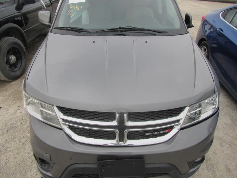 2011-2012 Dodge JOURNEY Radio Receiver w/o Navigation AM-FM-CD-MP3-WMA ID REB
