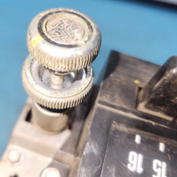 AM Radio “D30A-18806” Fits 1973 GRAN TORINO “UNTESTED” 11420