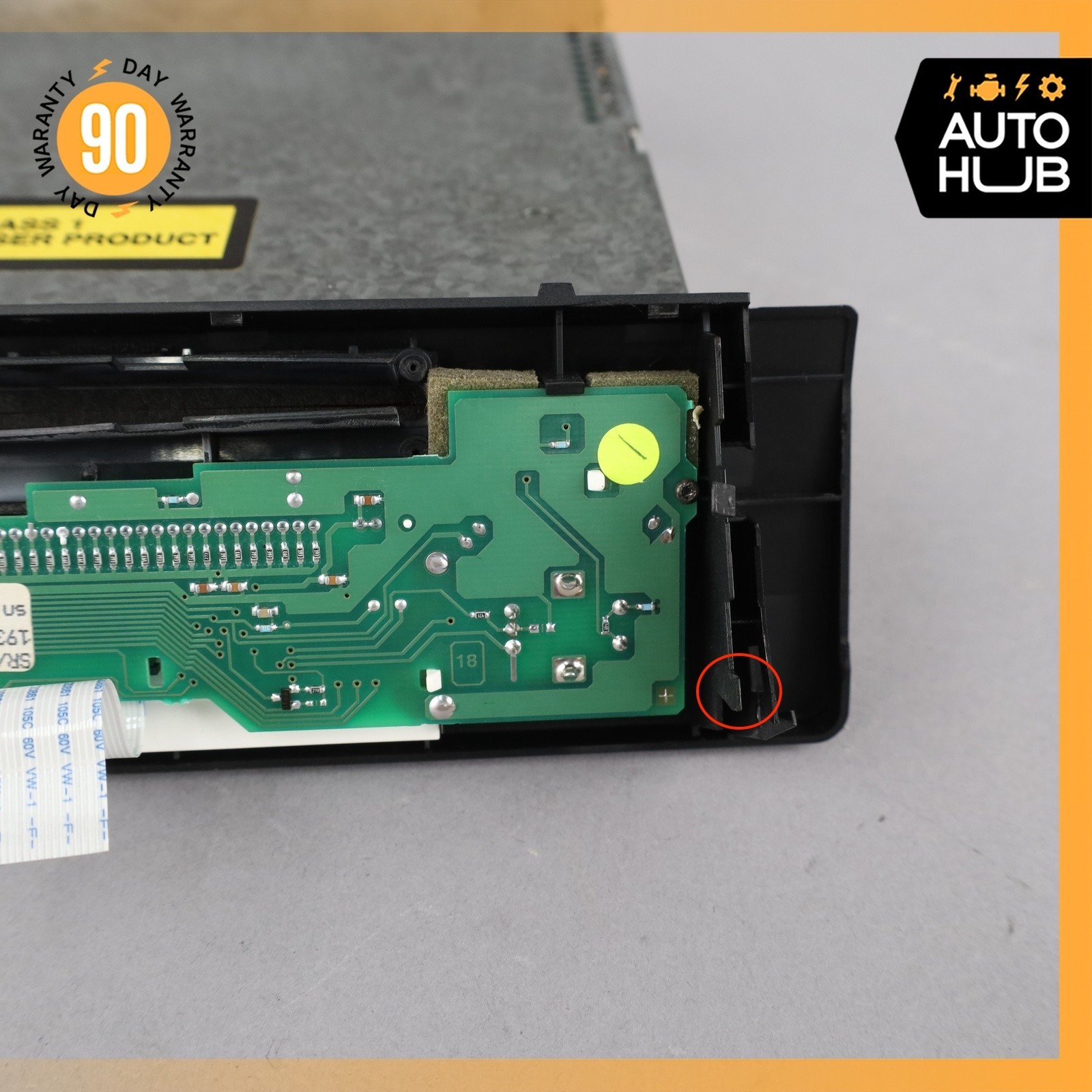 00-04 Bentley Arnage / Silver Seraph Radio CD Player Grundig PM57845PA OEM 30k