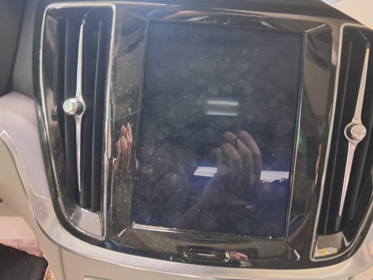 Audio Equipment Radio Control Panel Fits 18-24 VOLVO XC60 4036559