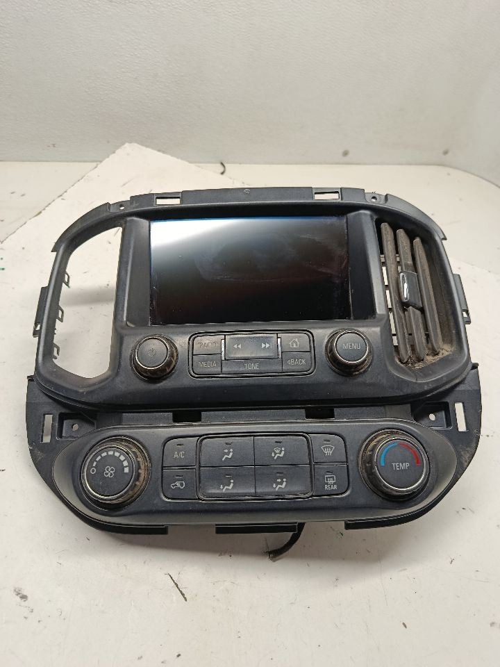 Audio Equipment Radio Control Panel With Screen Fits 15-22 CANYON 4157676