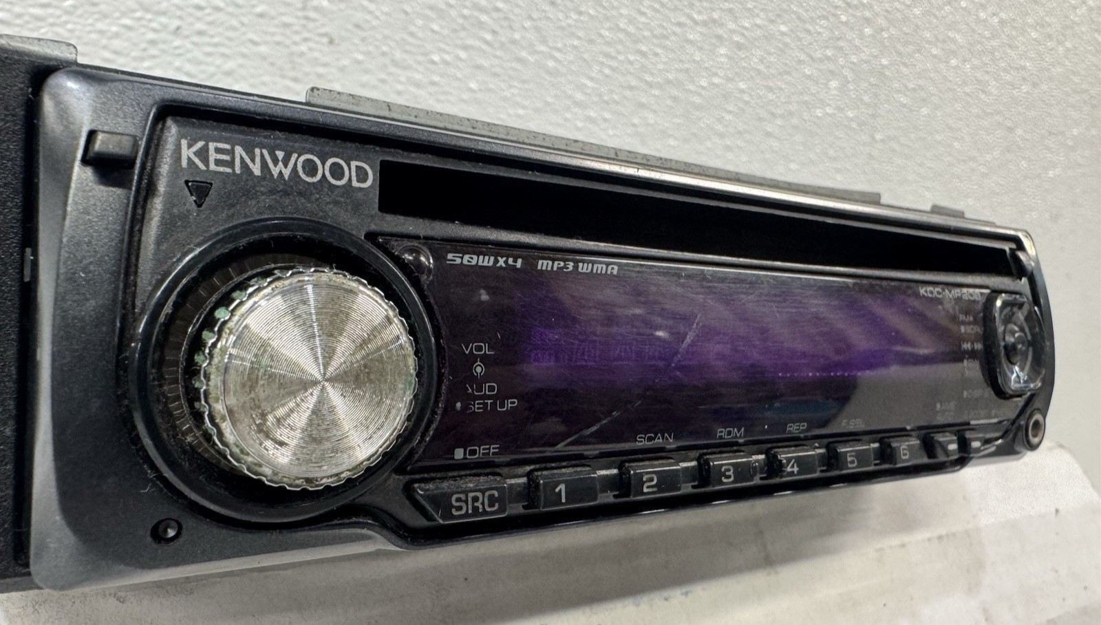 Kenwood KDC-MP208 radio stereo CD player 1 Din MP3 WMA receiver head unit