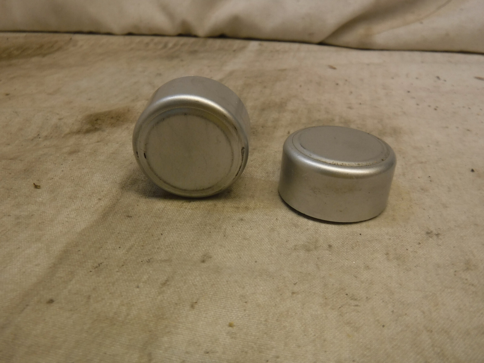 06 07 08 09 Mazda 5 Radio 6 Disc Cd Knob Set CC4566ARX QNA32