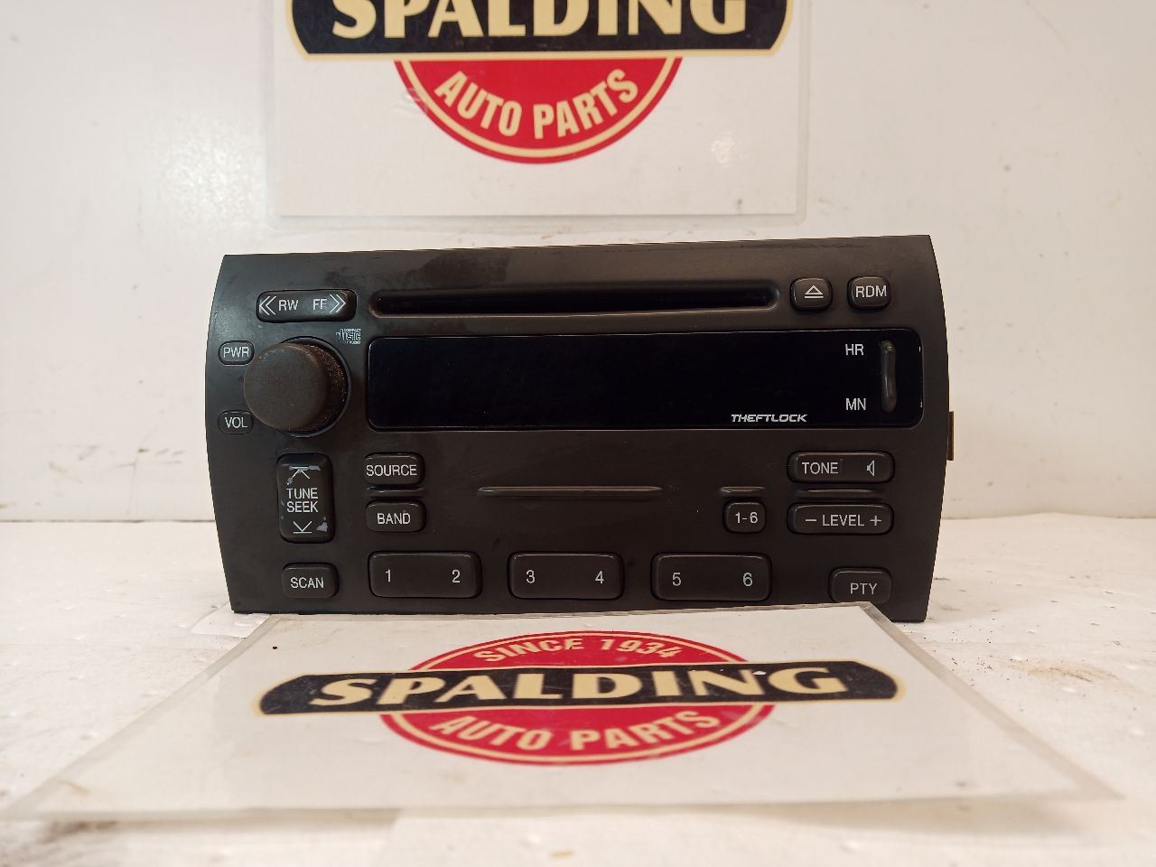 GM 15140912 Radio AM FM Stereo CD Player from 2005 Cadillac DEVILLE 11742510
