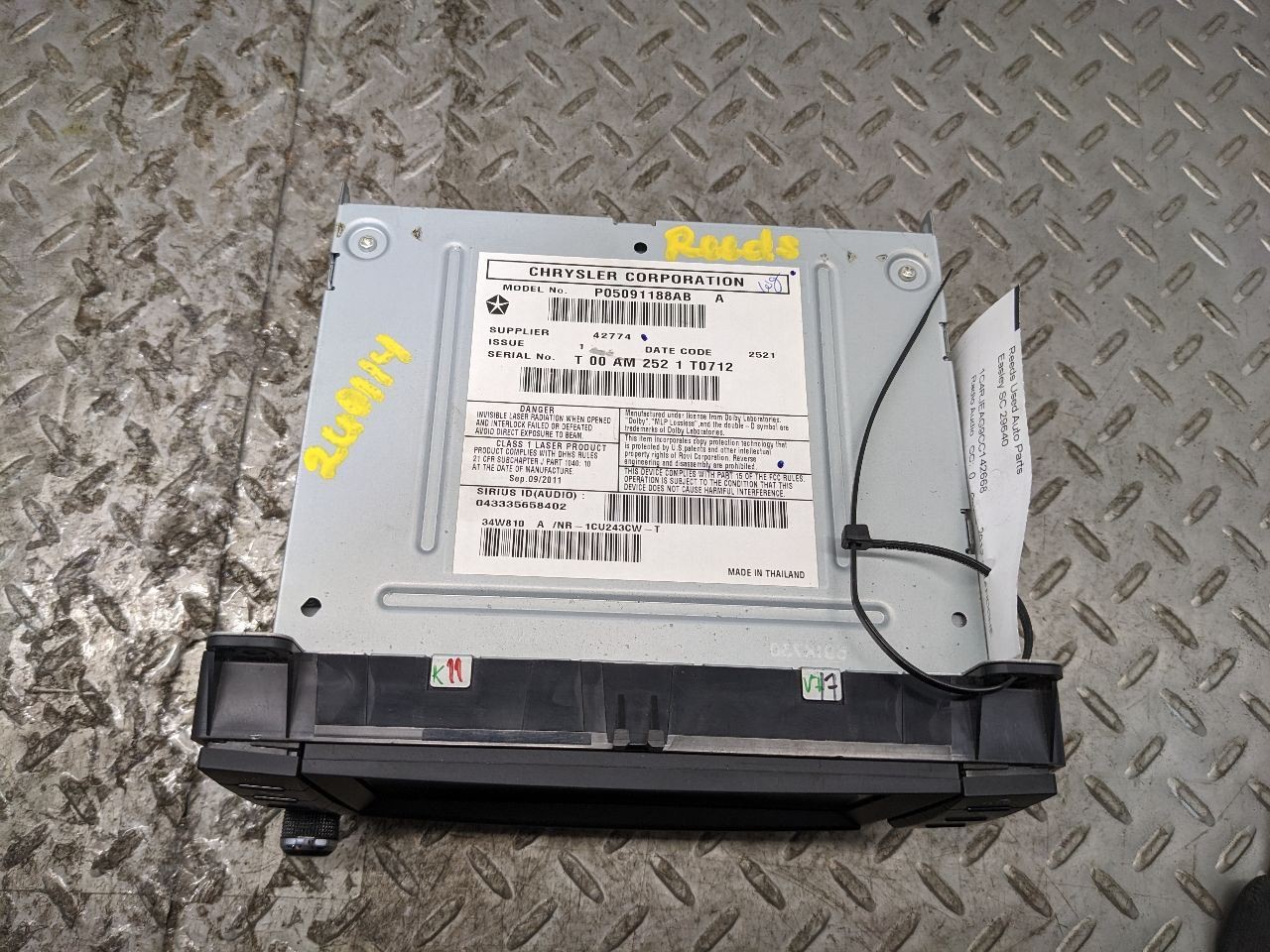 Audio Equipment Radio Receiver Face Plate ID Rhb Fits 12 GRAND CHEROKEE 1194020