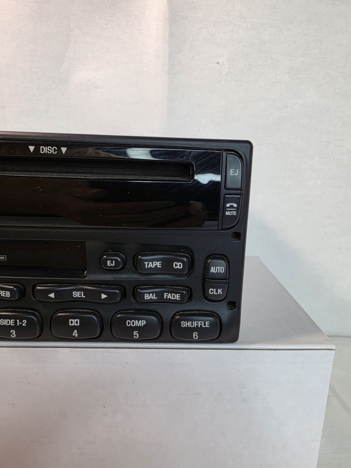 Ford OEM 3L3T-18C868-AC Ford Dual Media AM/FM radio, CD player, Cassette Player