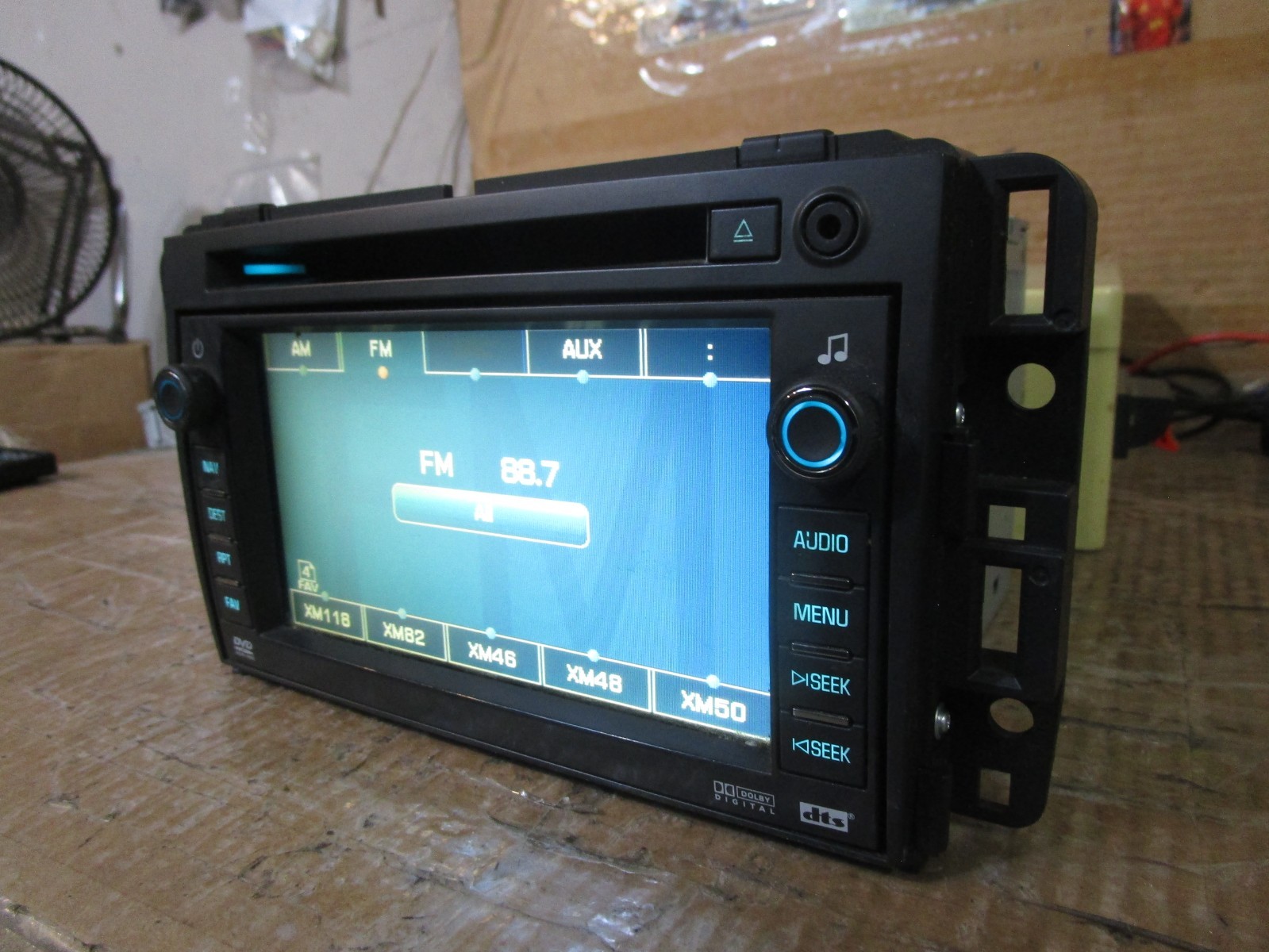 07-14 Chevy Tahoe Radio Stereo Navigation CD Player Receiver Display 15882766