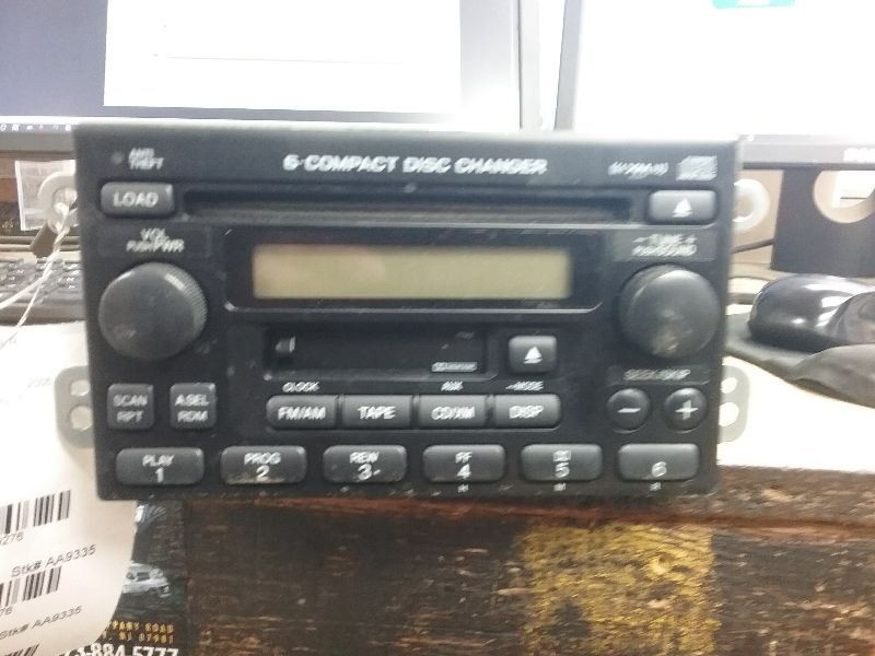 Audio Equipment Radio Am-fm-cd-cassette Single Disc 2TN2 Fits 05-06 CR-V 319276