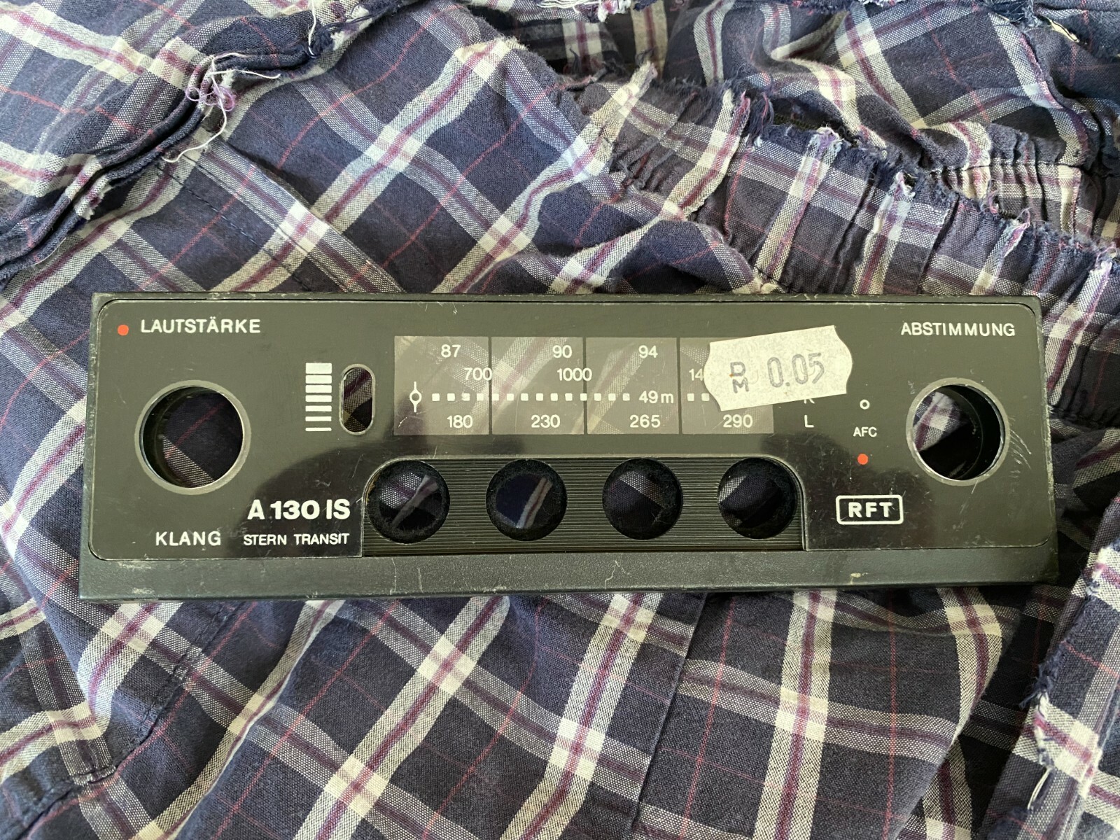 1970,s RFT STERN CAR RADIO FASCIA unknown model