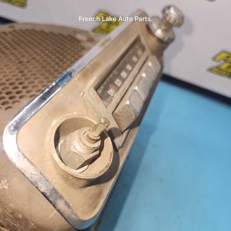 PARTS DONOR Radio 982420 Fits 1948 OLDSMOBILE 1246459