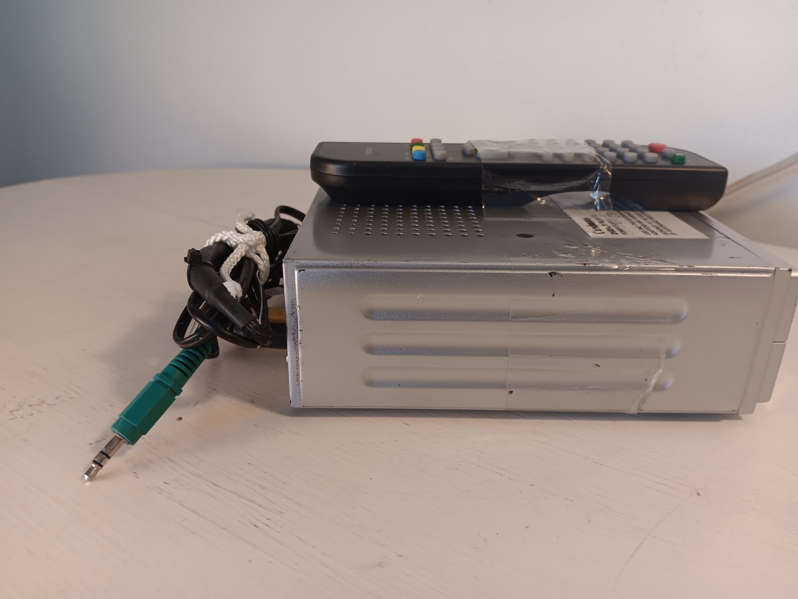 MOTORHOME-CAMPER-BOAT DVD PLAYER. GOODMANS GDVD 68 DVD PLAYER & REMOTE UNTESTED