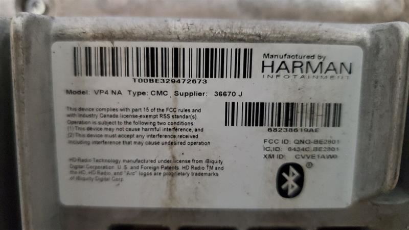 OEM VP4 NAV Radio Display And Receiver 8.4 15 GRAND CHEROKEE UCONNECT