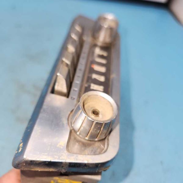 UNTESTED AM RADIO FITS 1963 THUNDERBIRD “C3SA-18810-J” 1139286