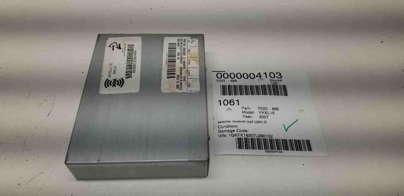 07 08 09 10 11 12 13 14 GMC YUKON XL 1500 Radio Satellite Receiver OEM 28043359