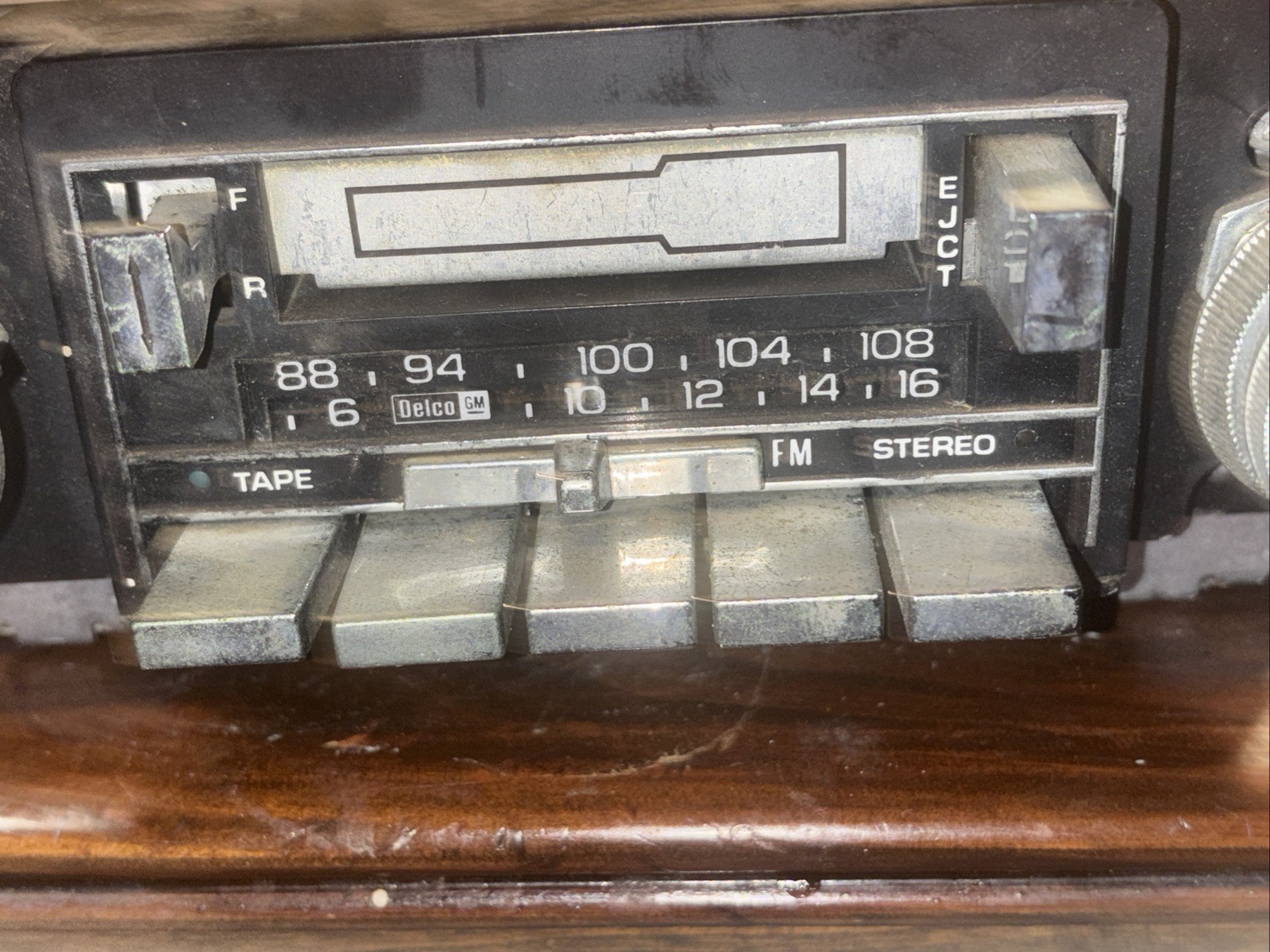 1978-1987 Chevy Truck ,GMC Sierra Delco 2700 AM/FM Radio Cassette Player