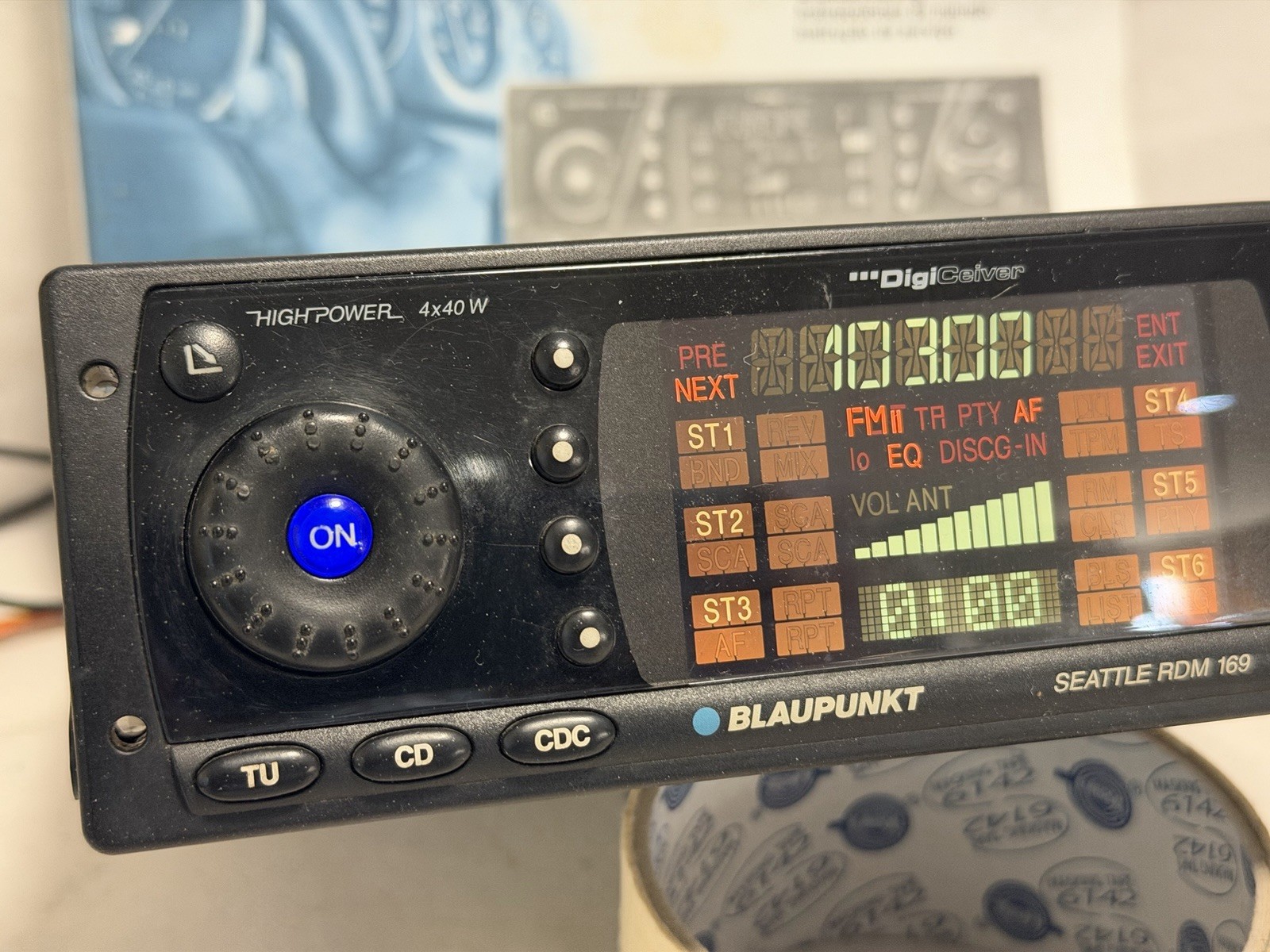 BLAUPUNKT SEATTLE RDM 169 DIGICEIVER HIGH POWER W/ CODE & KEY CARD USER MANUAL