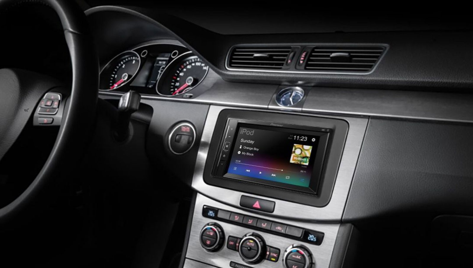 Pioneer DAB MP3 2DIN Bluetooth USB car stereo for VW Sharan from 10 Tiguan from 07 to
