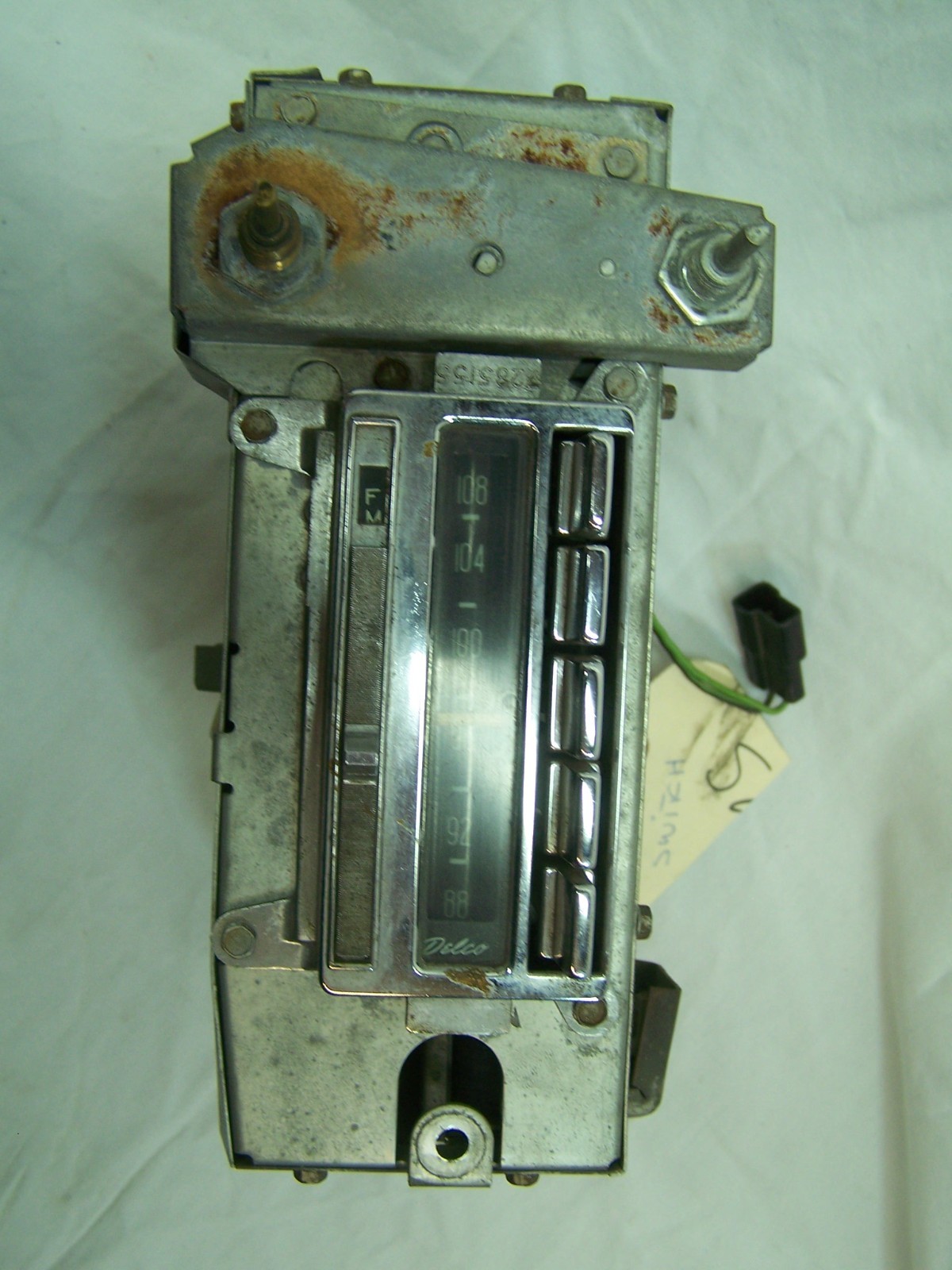 Corvette 1963 AM FM Mono Radio in Unknown Working Condition
