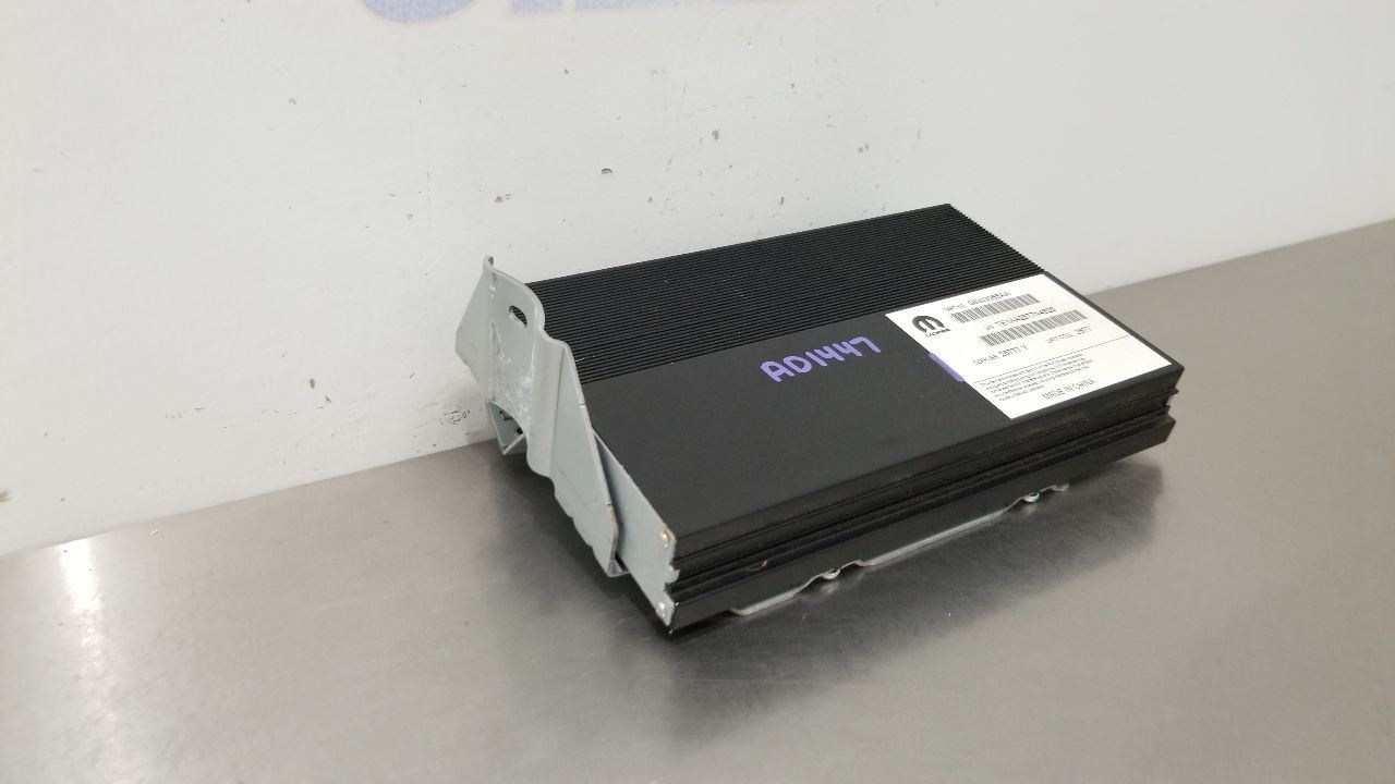 17 DODGE RAM 1500 CREW CAB RADIO AUDIO AMPLIFIER 68303985AA