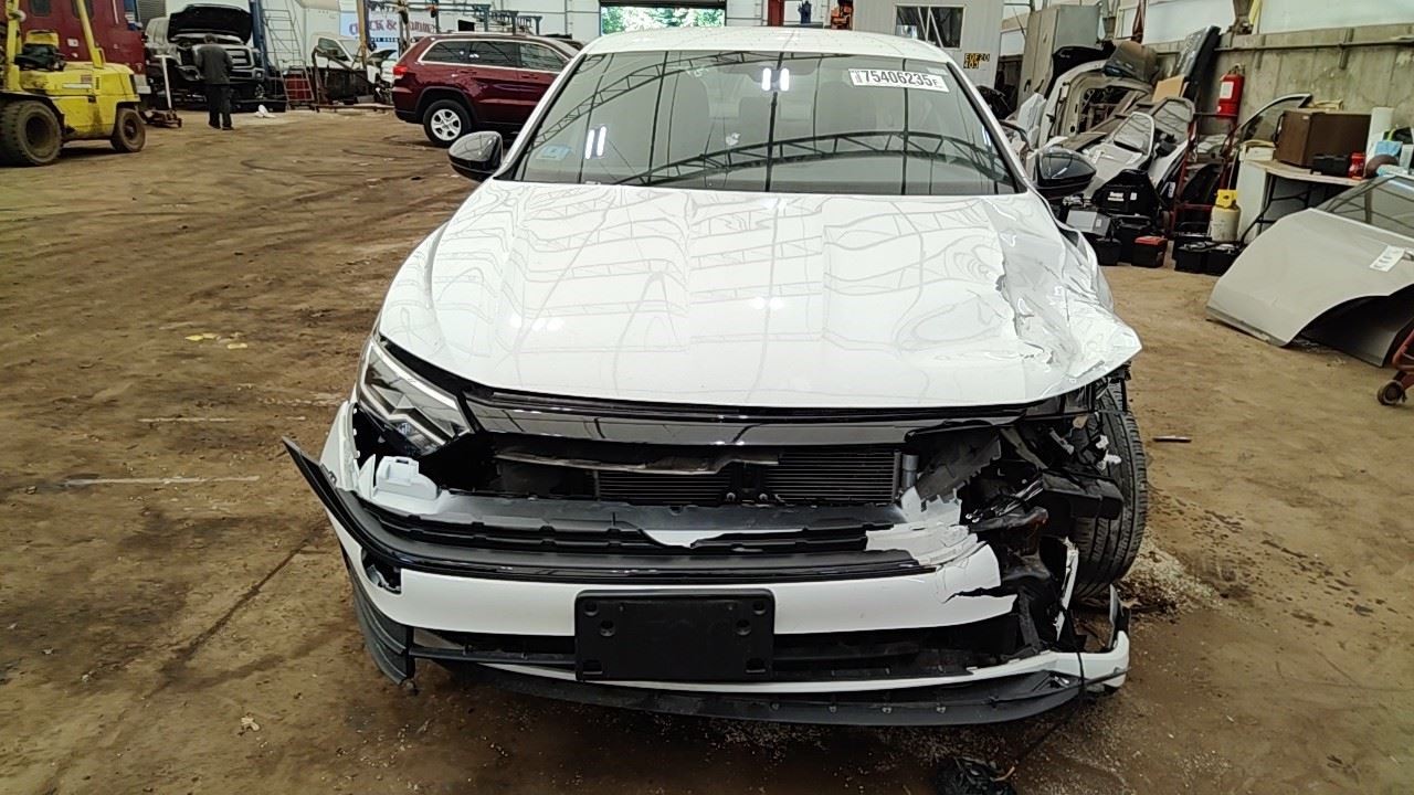 Audio Equipment Radio Amplifier Fits 21-25 JETTA 7118746