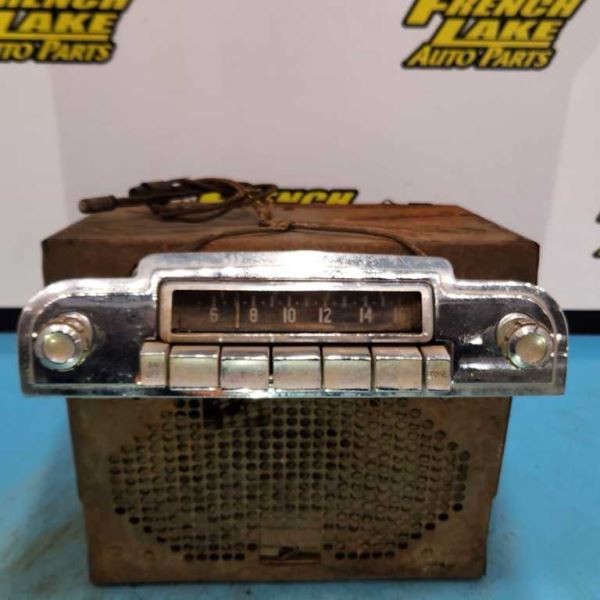 AM/PB RADIO FOR PARTS FITS 1948 CADILLAC 1080382