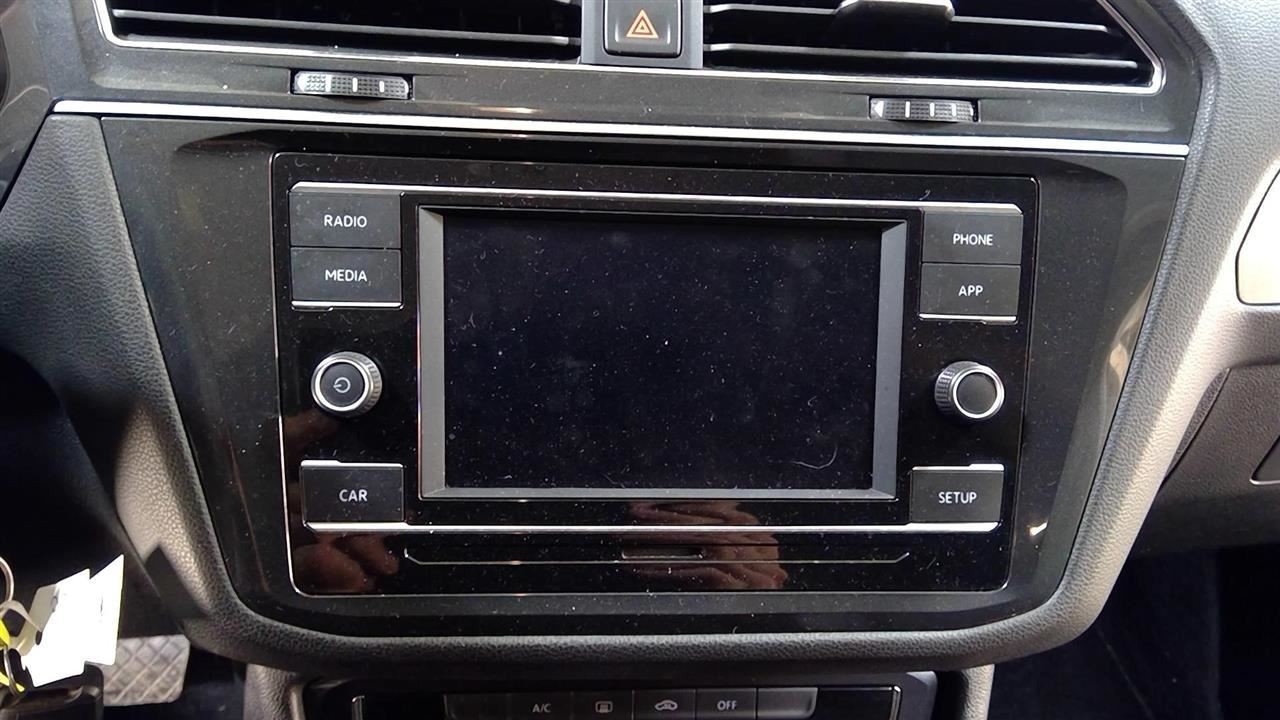 Audio Equipment Radio Receiver Center Dash Mounted Fits 18-20 TIGUAN 12886543