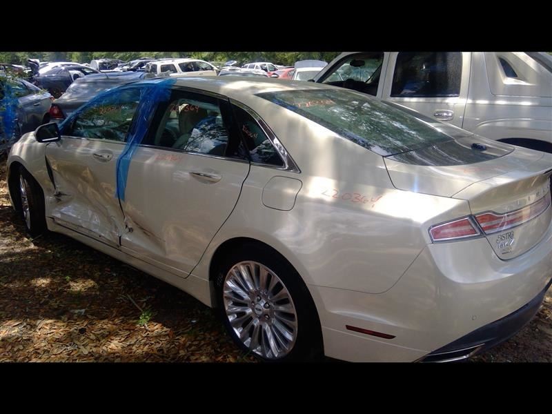MKZ 2016 Camera/Projector 671422