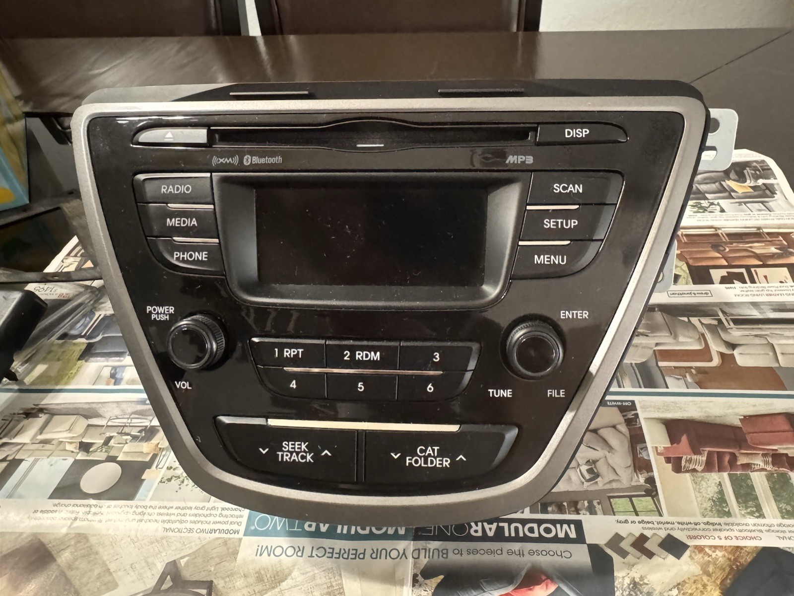 2011 – 2013 Hyundai Elantra Radio CD Player 96170-3X165 (OEM)