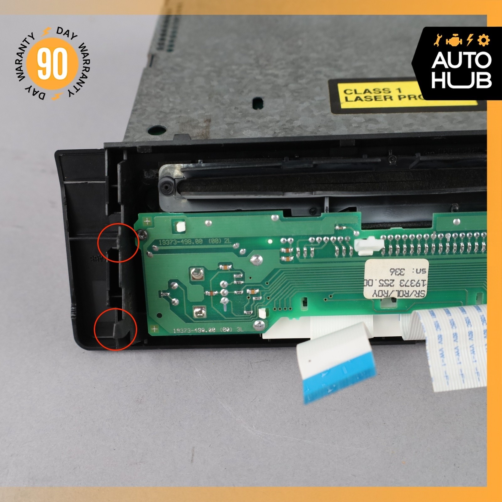 00-04 Bentley Arnage / Silver Seraph Radio CD Player Grundig PM57845PA OEM 30k