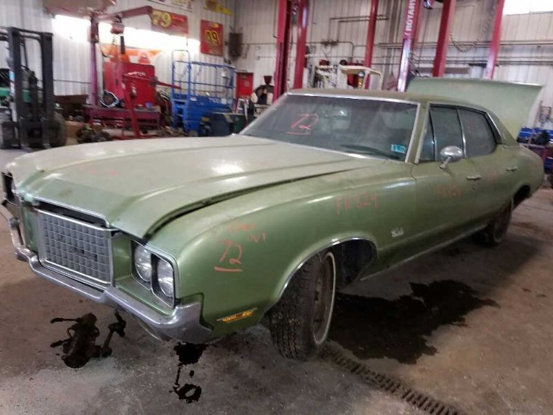 UNTESTED A/M RADIO FOR REBUILD FITS 1972 CUTLASS 996055