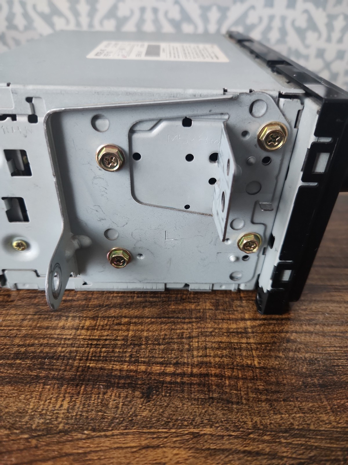 2001: Toyota RAV4 – AM/FM Radio Receiver CD Player Cassette – A56818 86120-42040