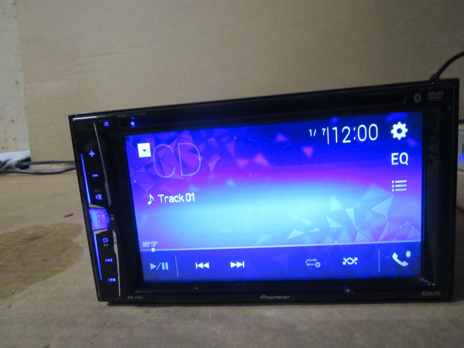 Pioneer Aftermarket Radio Stereo Screen Display Sound Equipment avh-211ex