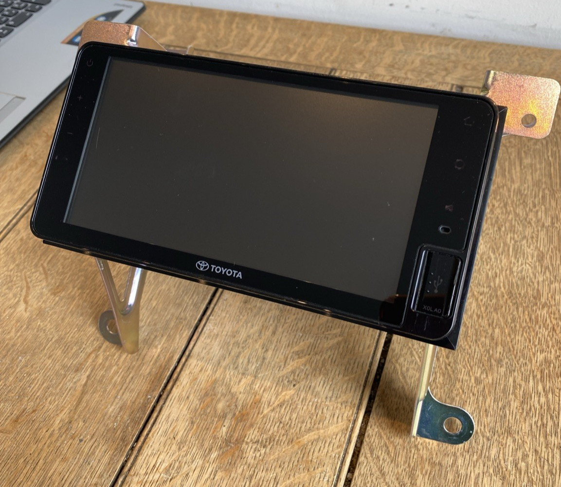 TOYOTA DOUBLE DIN USB BLUETOOTH MULTIMEDIA HEAD UNIT PC600-0008Y