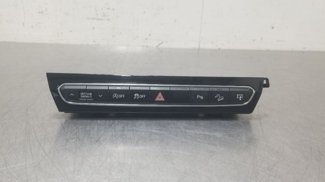 17-19 AUDI Q7 OEM DASH MOUNTED RADIO CONTROL PANEL 4M0925301A