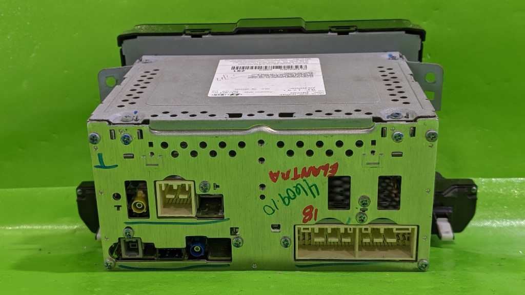 17 18 ELANTRA FACTORY RADIO OEM 4609-10