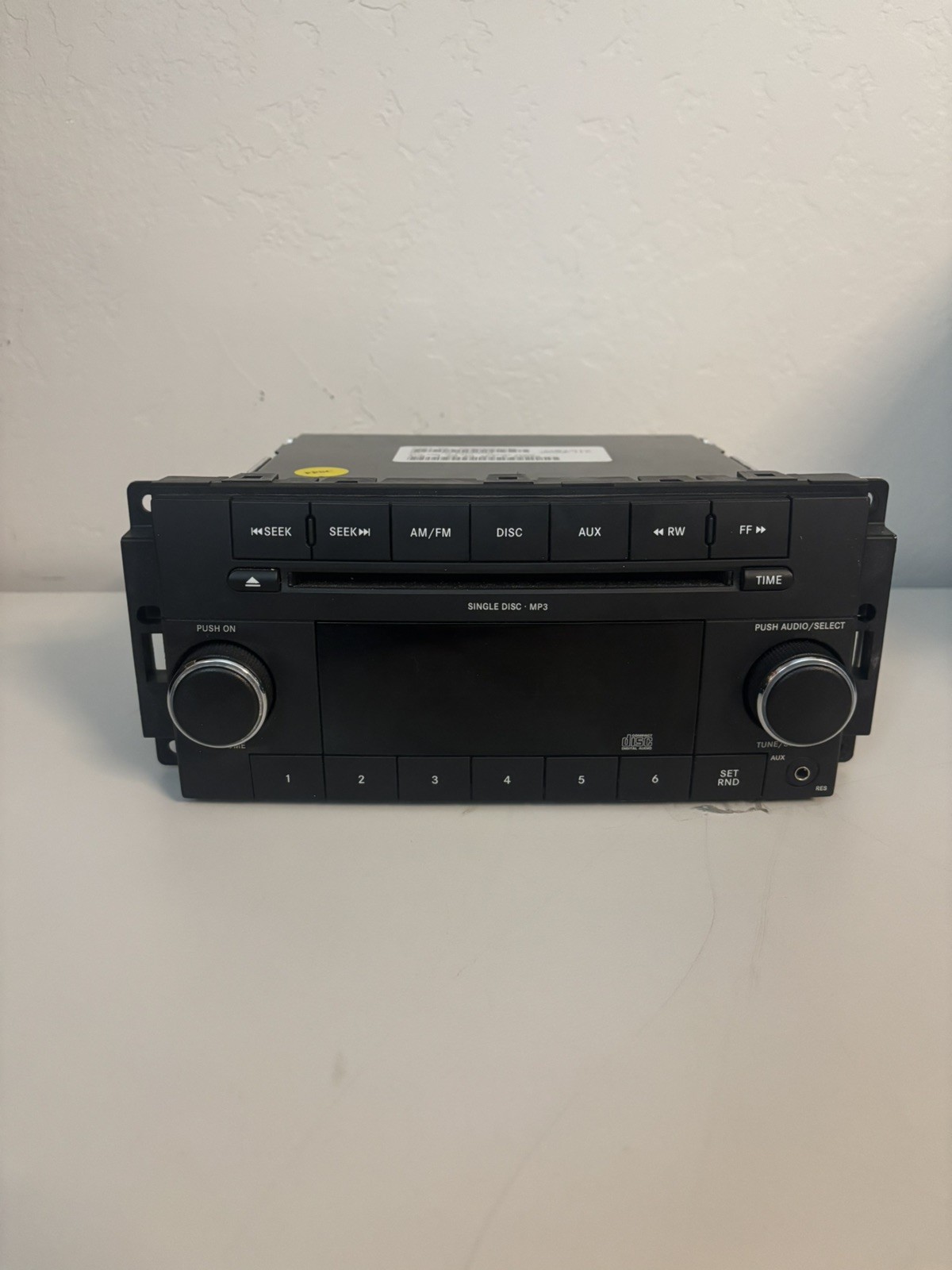 Chrysler Model P05091224AC Dodge Jeep Radio CD MP3 Player 2007-2011 untested