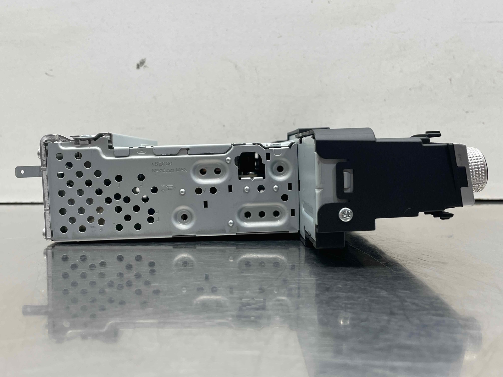2020 Genesis G70 OEM AM/FM Radio Receiver Audio Equipment 96160-G9140VCA 19 21