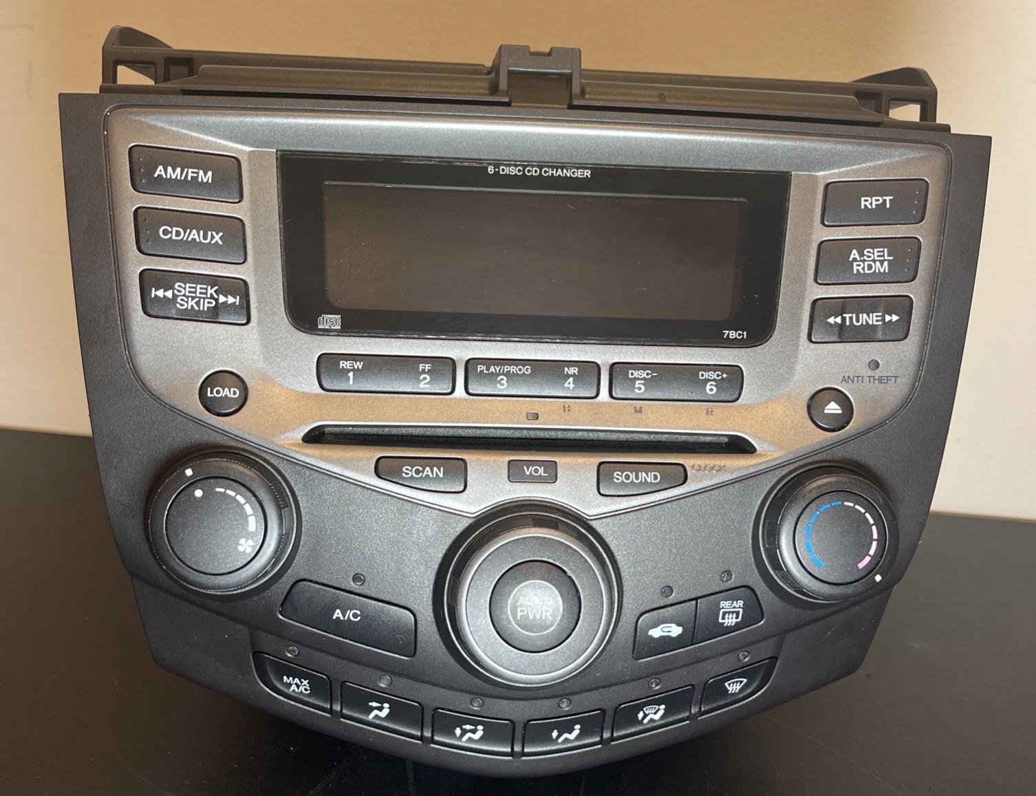 2003-2007 Honda Accord Radio CD Player & Climate Control Switch Panel OEM