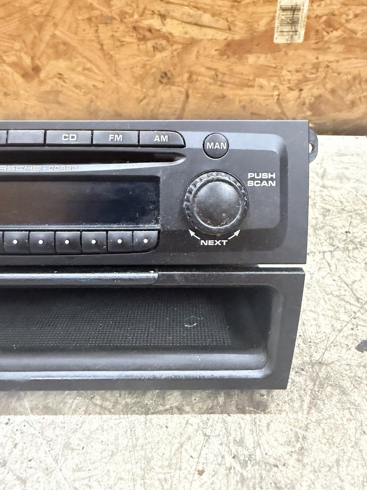 2004 Porsche Cayenne Radio Receiver Stereo Cd Player Oem 7L5035186C Cdr23 03 04