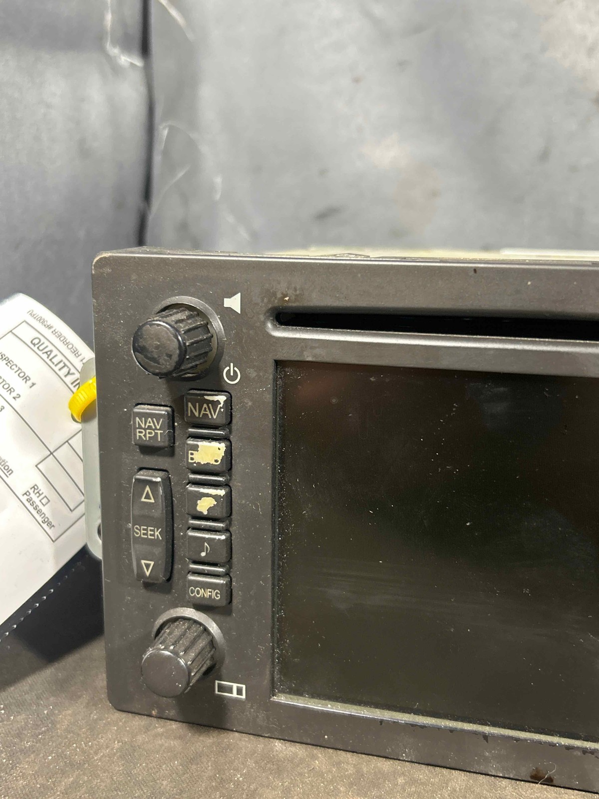 Fits 2005-2006 GMC Yukon XL 1500 Radio vin:1GKFK66U15J265758 OEM:15230099