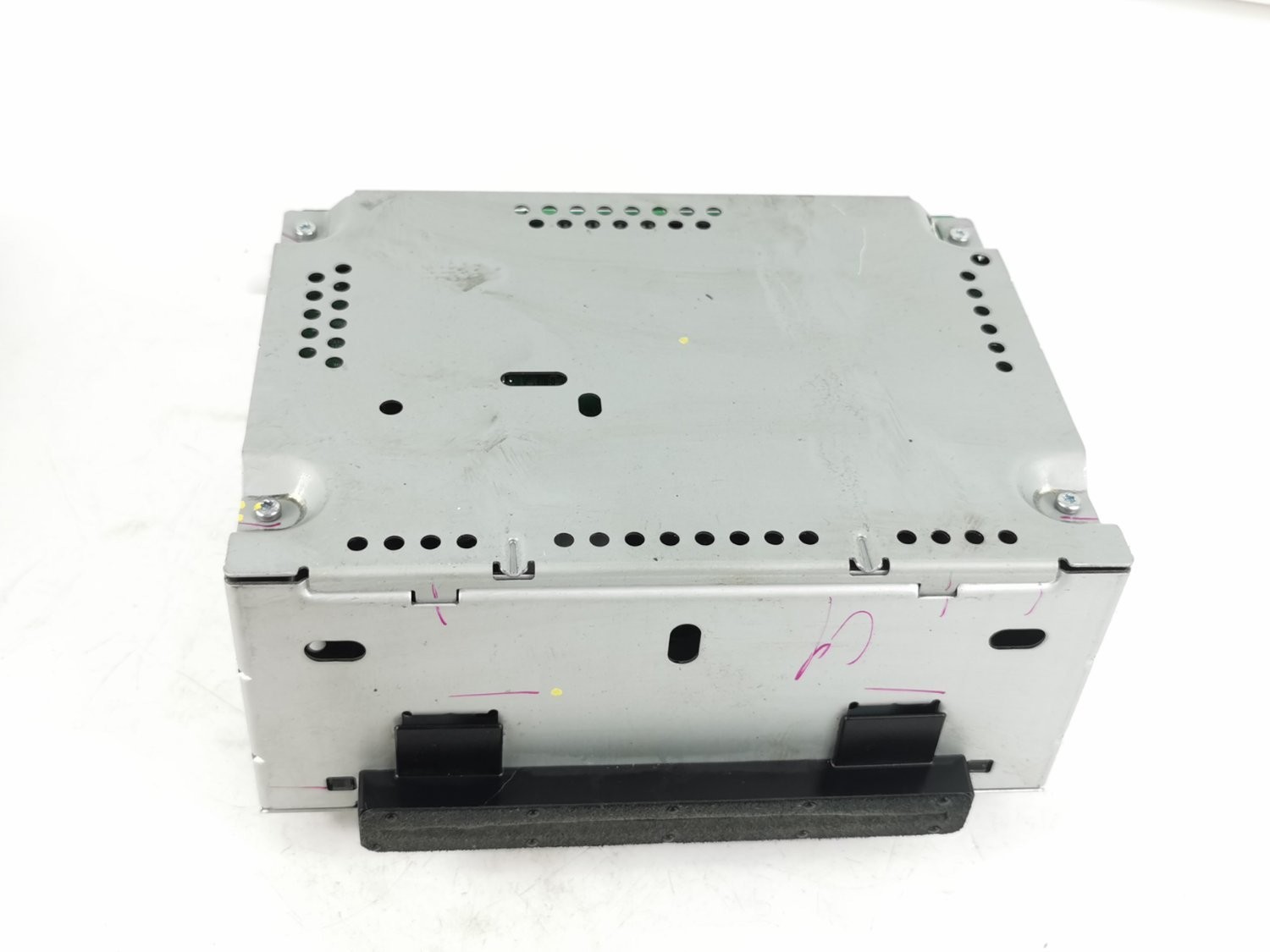 Ford Radio Head Unit AM5T-18C815-HL 0259A Silver 2013 Used No Code