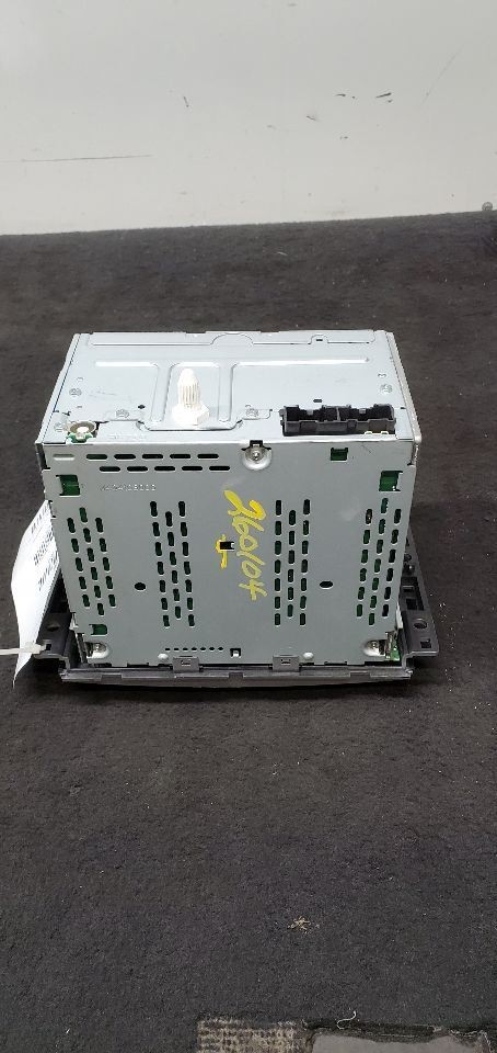 Audio Equipment Radio AM-FM-stereo-CD-MP3-USB Opt Uui Fits 09-12 MALIBU 1172833