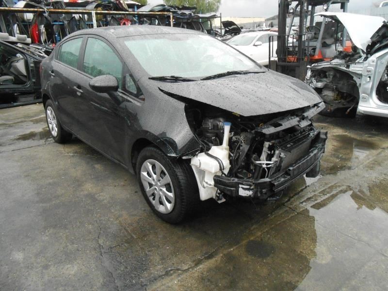 Radio Receiver AM-FM-CD-MP3-satellite Fits 12-15 RIO 86402