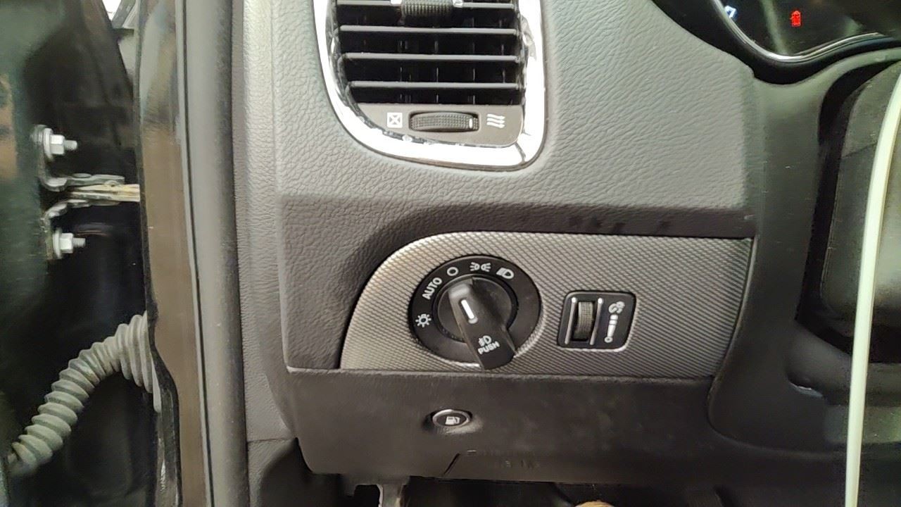 Audio Equipment Radio Display And Receiver Navigation Fits 19-20 DURANGO 7161460