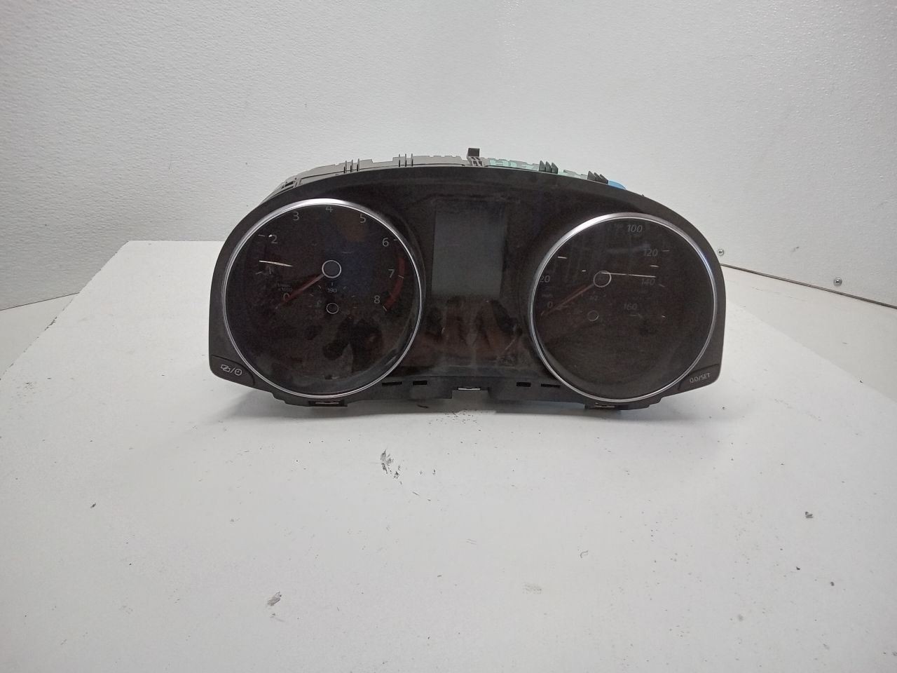 Audio Equipment Radio Display And Receiver Opt I7B Fits 17-18 PASSAT 3893847