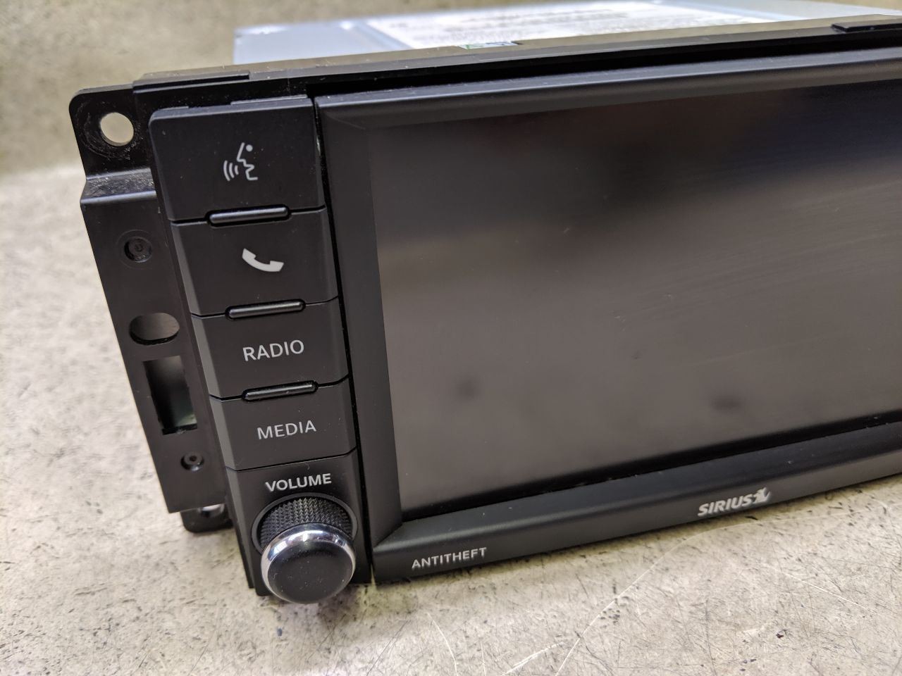 Stereo Radio RBZ AM FM CD SIRIUS AUX USB Fits 11-17 JEEP COMPASS eab1g-204632